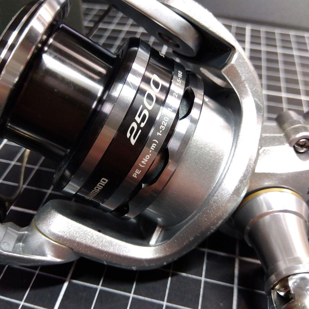 SHIMANO NASCI 2500 スピニングリール（アブのリール付き）