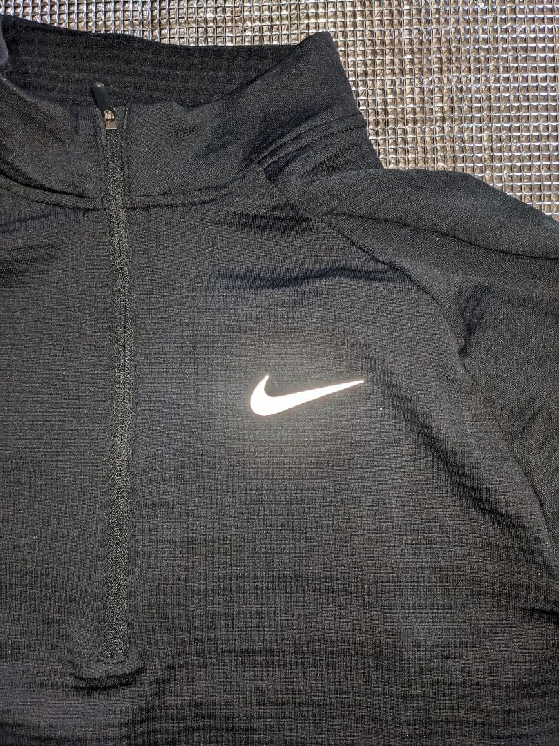Nike ストライド ランニングトップ Mサイズ黒【新品・4,931円OFF】