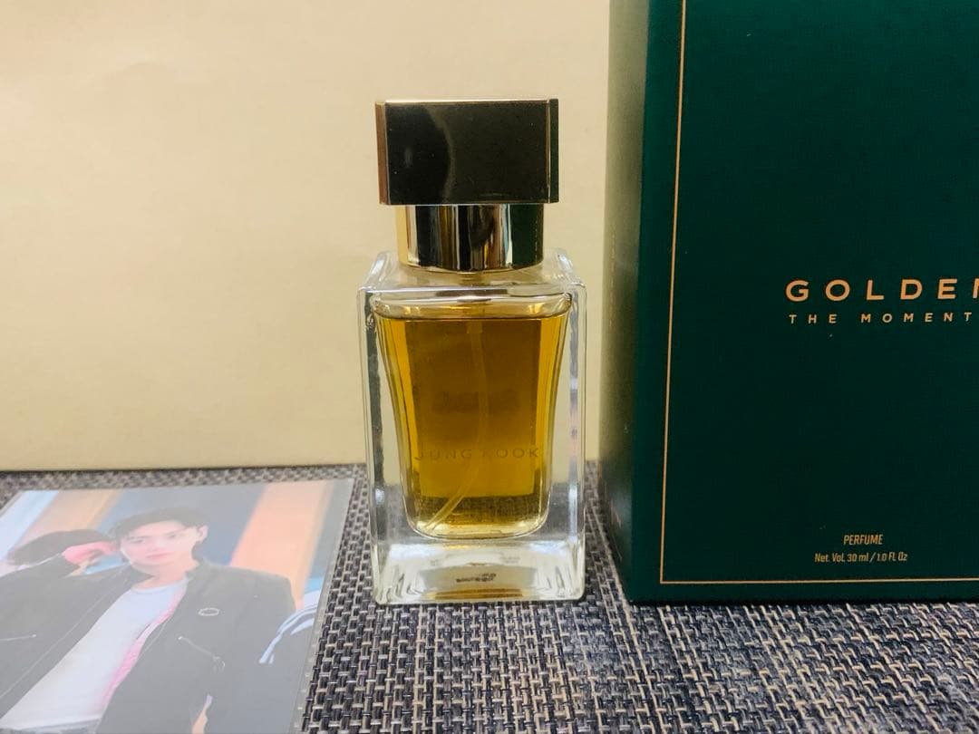 BTS ジョングク　GOLDEN 香水　パルファム フォトカード付き