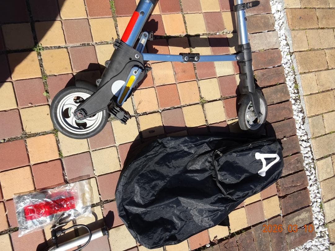 A-bike 折りたたみ自転車 8インチブラック レッド　s660
