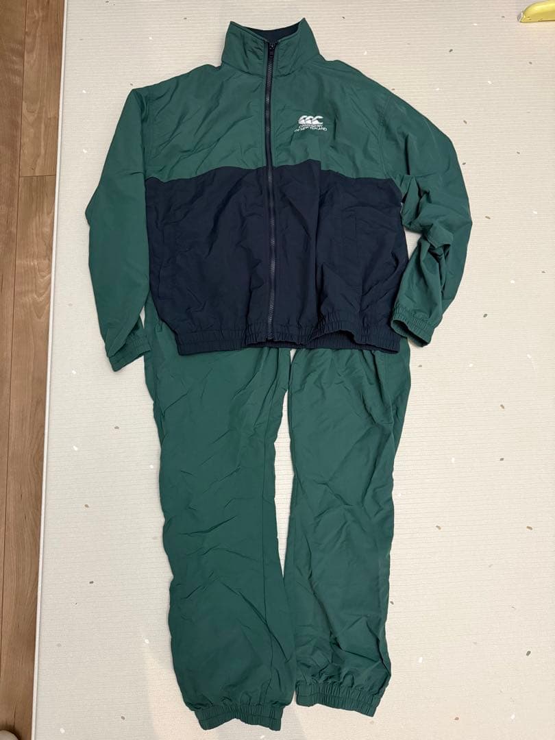 極美品 ほぼ未使用 サイズM セットアップ
