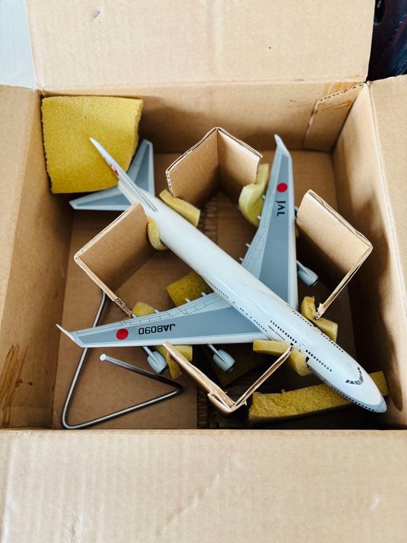 JAL 747モデル 1/200スケール