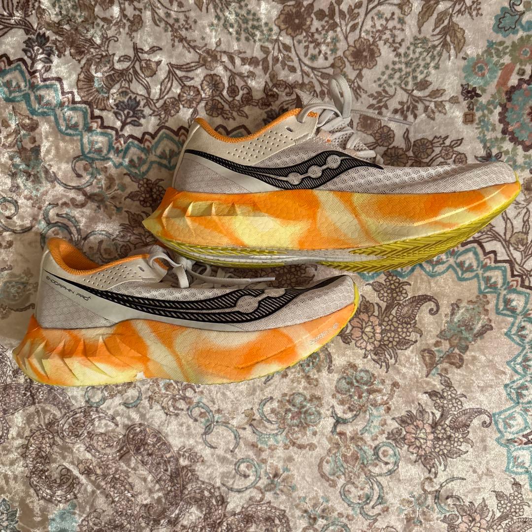 スパイク・シューズ SAUCONY ENDORPHIN PRO 4 25.5cm