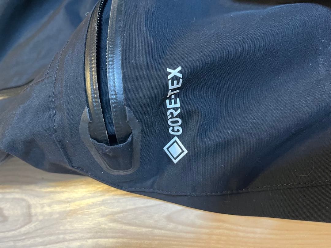 VOLCOM スノーボードウェア パンツ　メンズ