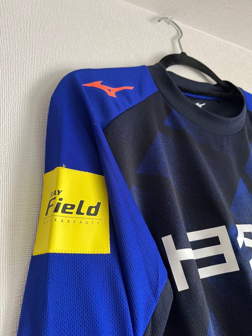 サッカー 名古屋グランパス　長袖　支給品　練習着　トレーニングウェア　プラシャツ