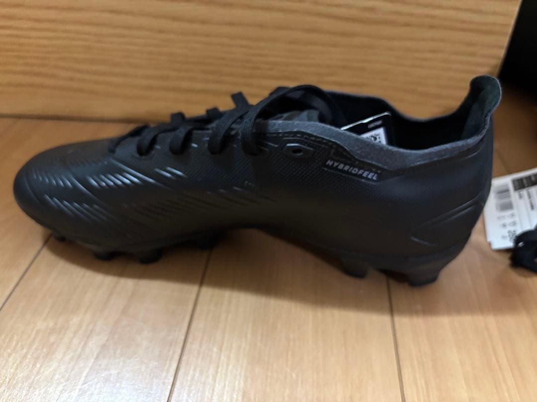 プレデター 24 LEAGUE ロー HG/AG MDK11サッカースパイク