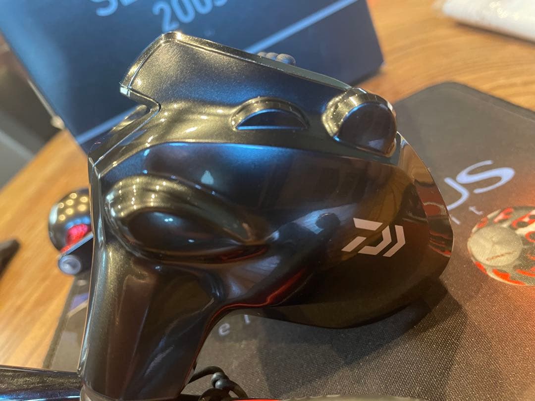 DAIWA SEABORG 200J 電動リール