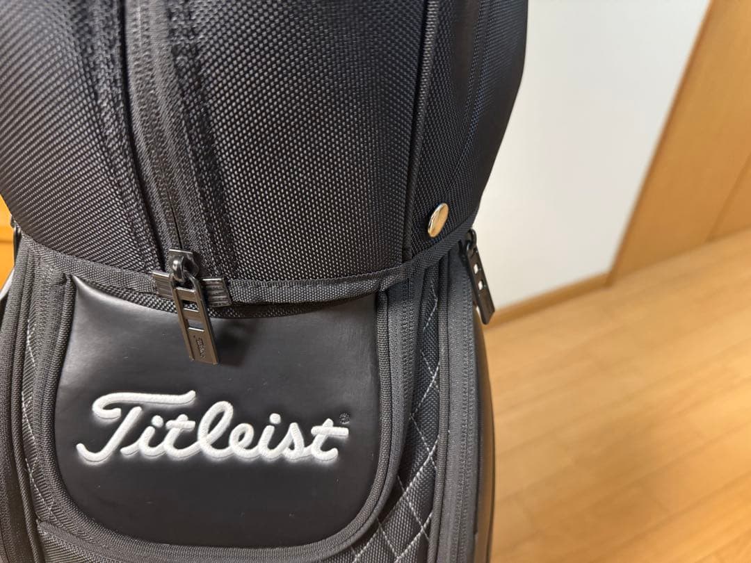 タイトリスト　Titleist ブラック キャディバッグ　美品　ツアーモデル
