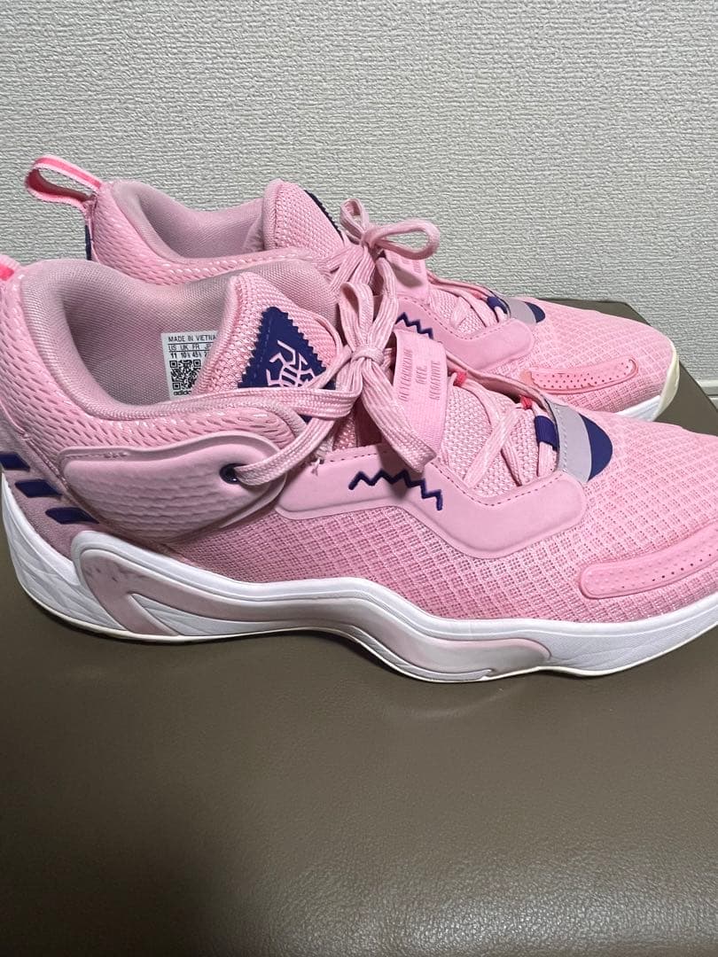 adidas D.O.N. lssue3 light pink バッシュ