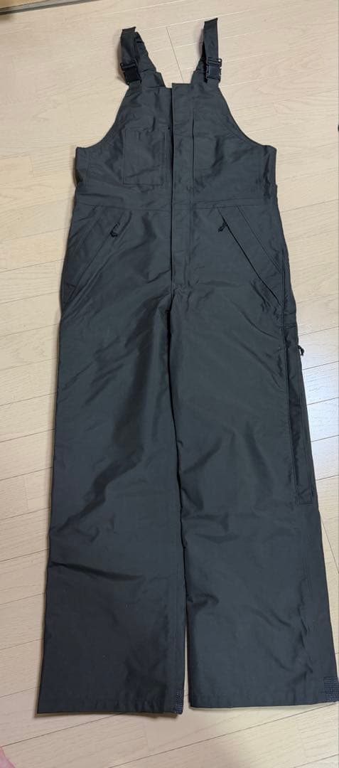グリーンクロージング　ビブパンツ　Sサイズ　オリーブ　greenclothing