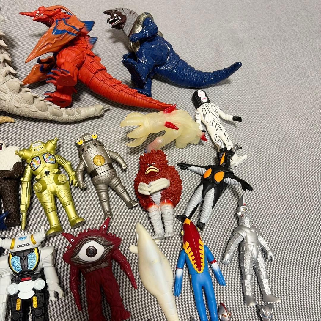 ウルトラマン　ウルトラ怪獣　ソフビ　まとめ売り　59体