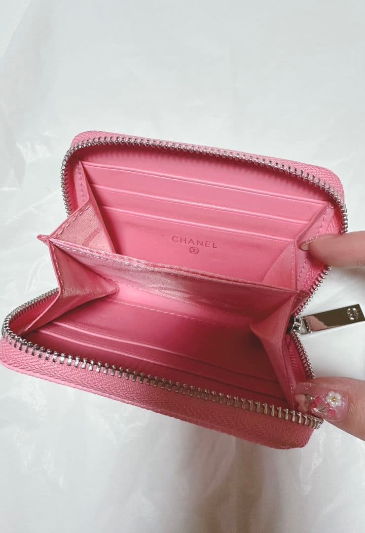 CHANELノベルティ ケースピンクシルバー金具新品