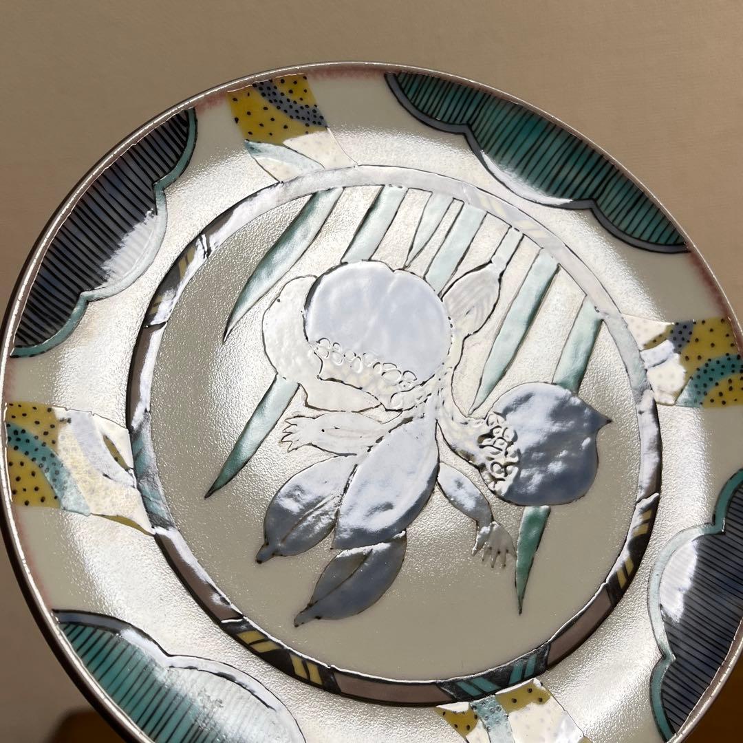 【影山明志 色絵菖蒲紋陶板】 共箱 共布 栞 個展出品作品