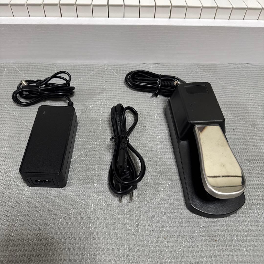 kimfbay 電子ピアノ　88鍵盤　白　ペダル付き　BL-580