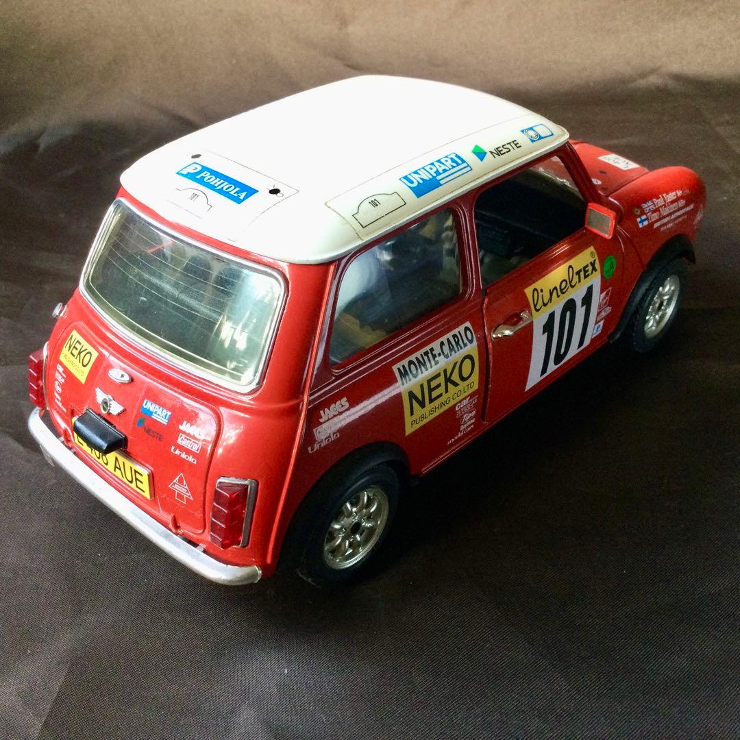 NEKO ROVER MINI 1994モンテカルロ 1/16 Bburago