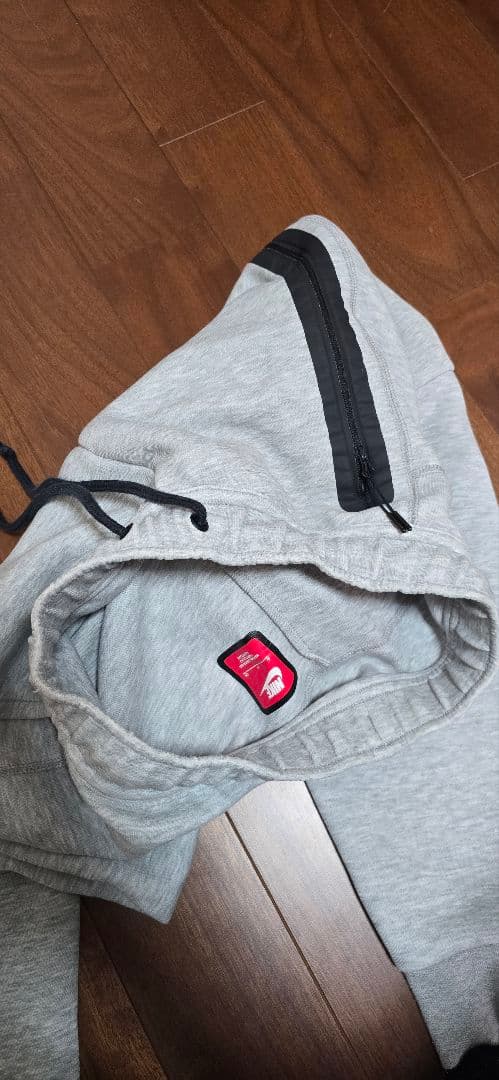 nike テックフリース
