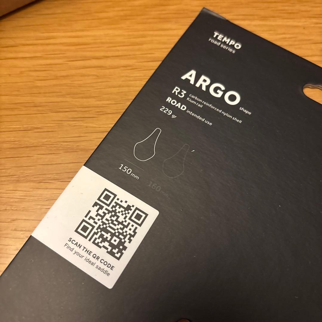 Fizik ARGO TRMPO R3 サドル 150mm