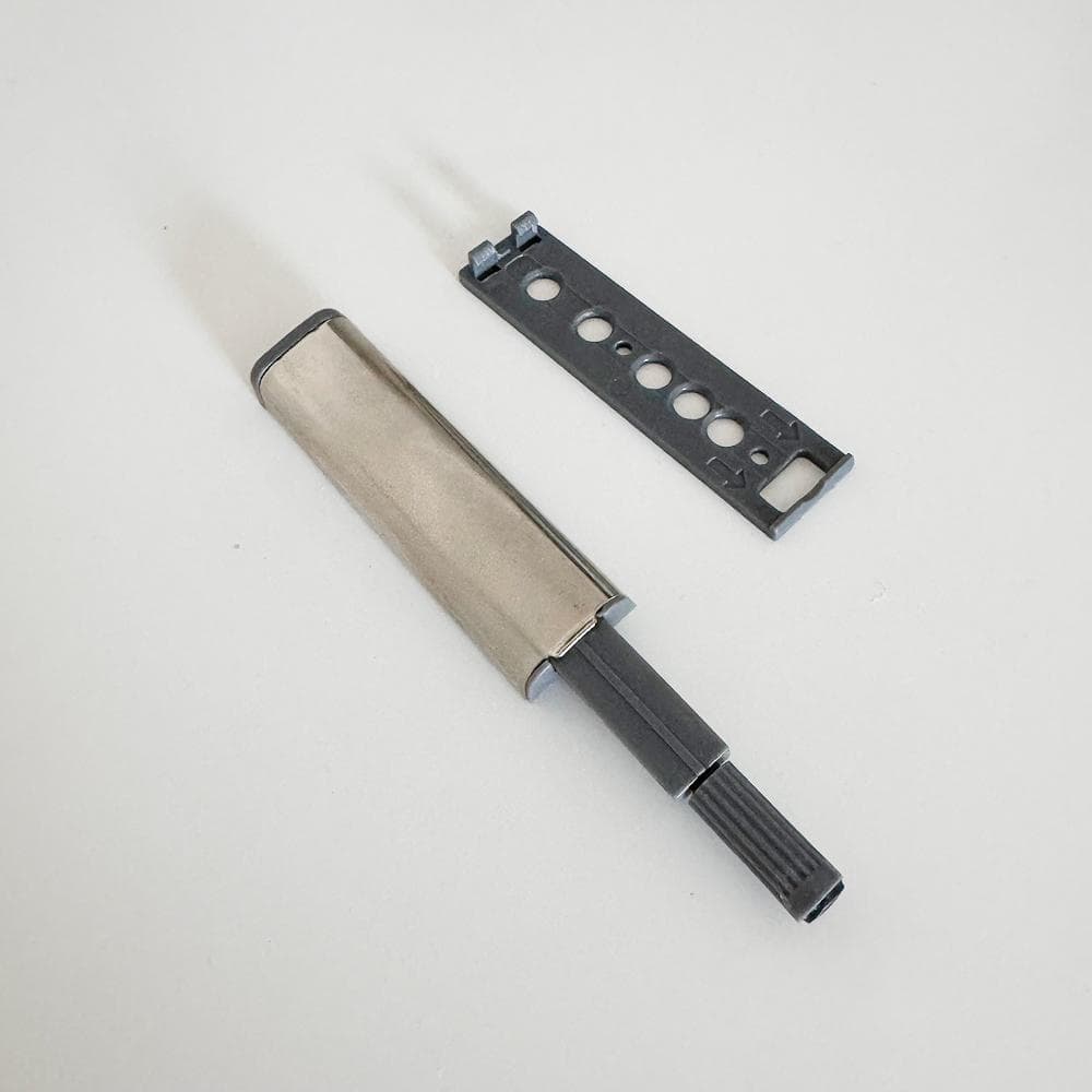 IKEA UTRUSTA プッシュオープナー 39個セット