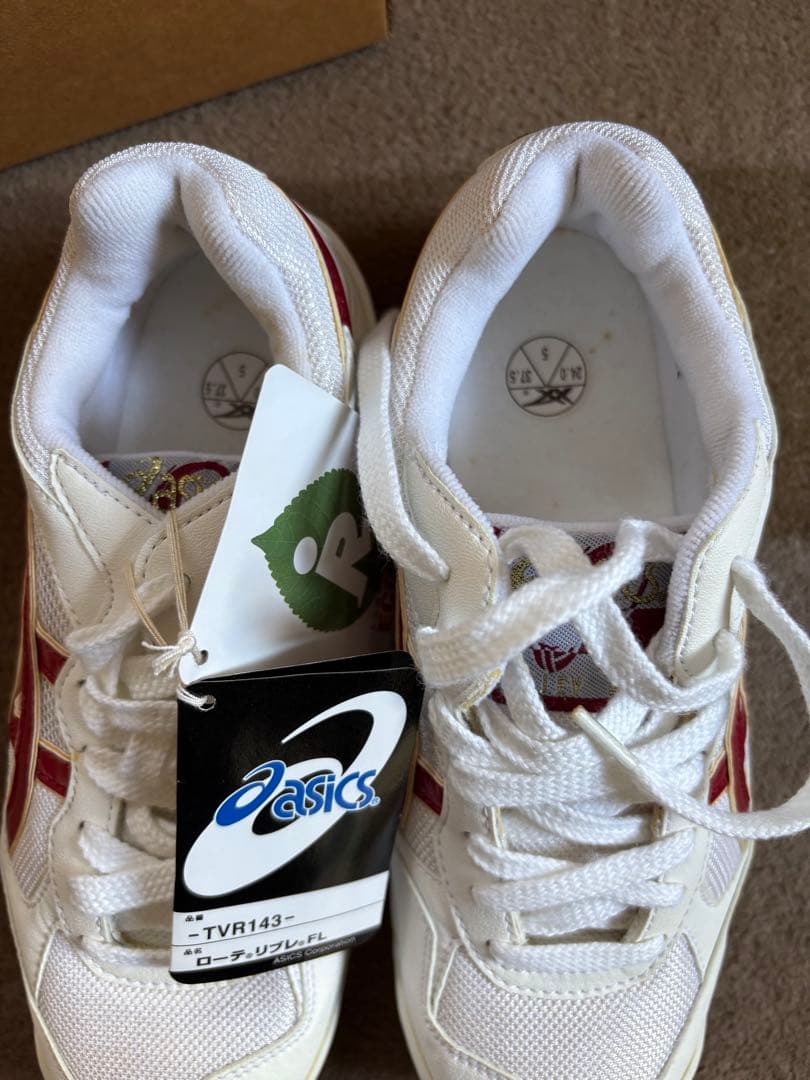 asics バレーボールシューズ TVR143 ホワイト/レッド24cm