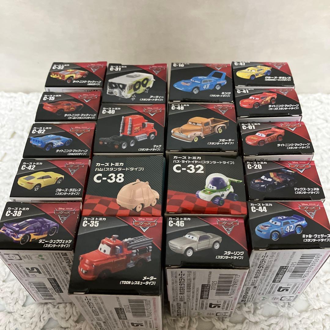 【新品未開封】ディズニーパーク限定　カーズ　トミカ　18箱