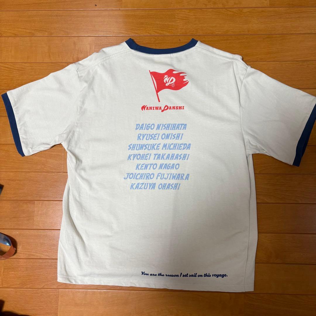 なにわ男子　ツアーTシャツ