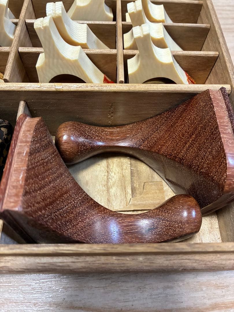 琴柱15個　天然素材　猫足　蒔絵小物入　木箱入り　和楽器　琴