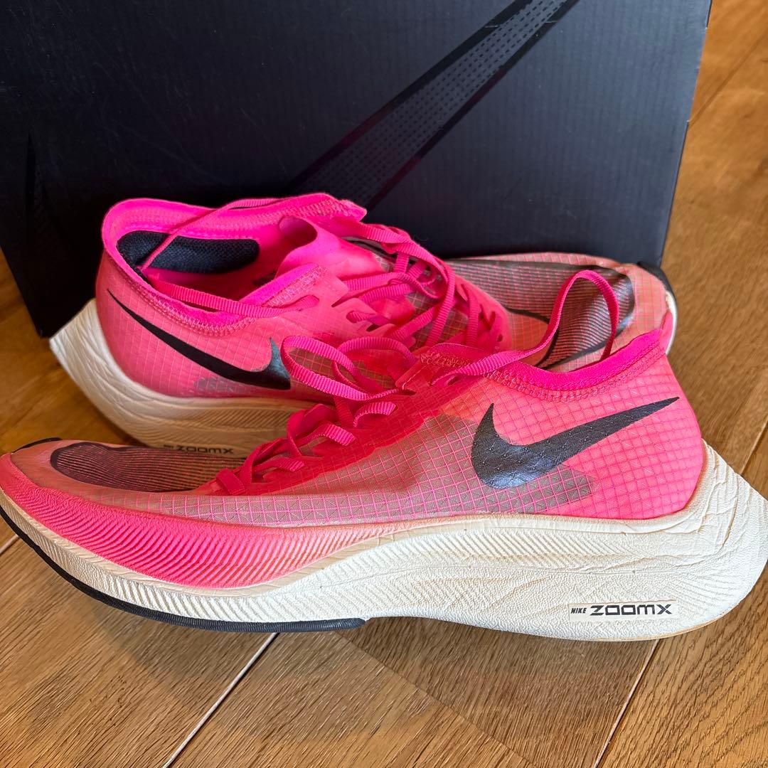 レア物　NIKE Zoomx Vaporfly Next % ピンク　26cm
