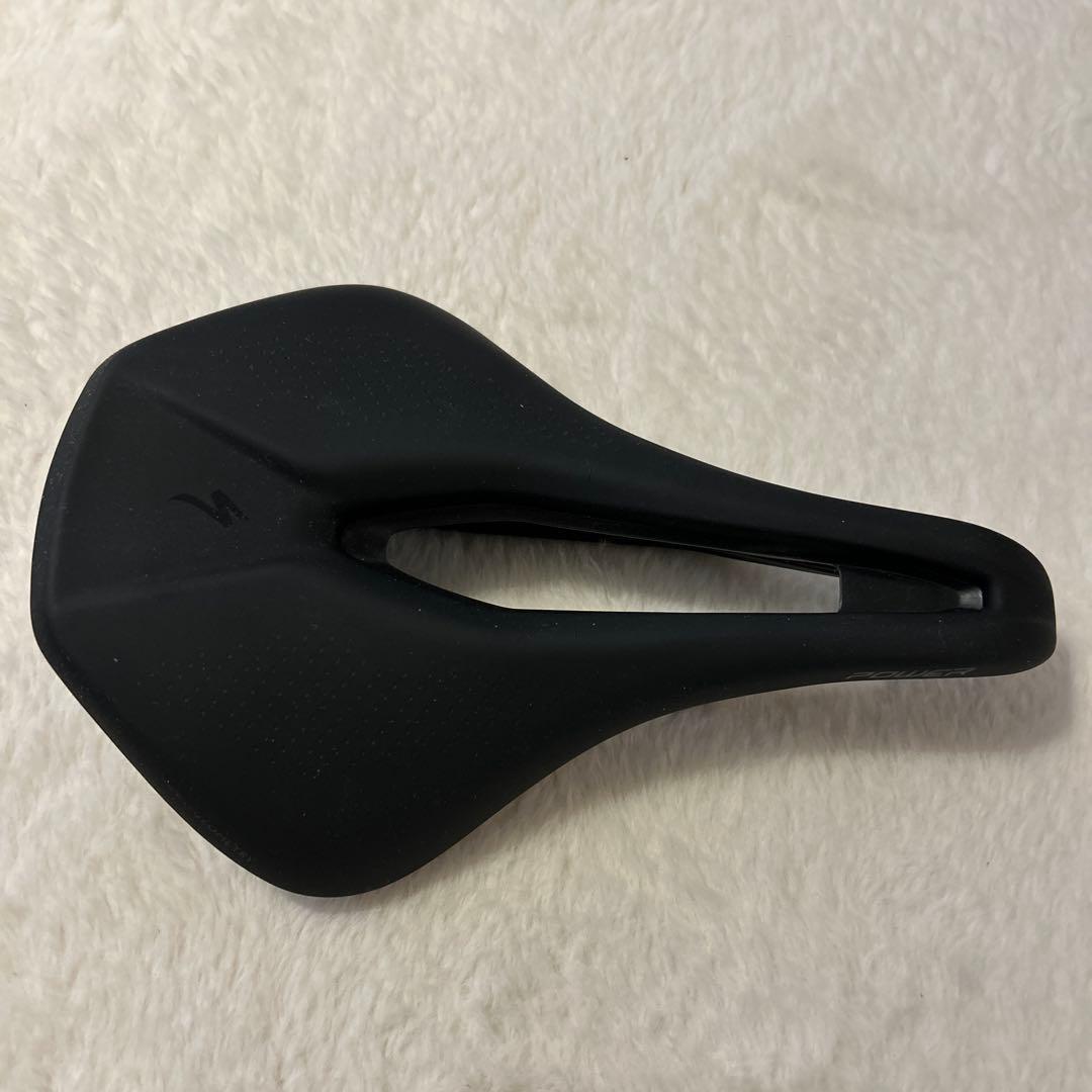 Specialized Romin EVO ブラックサドル