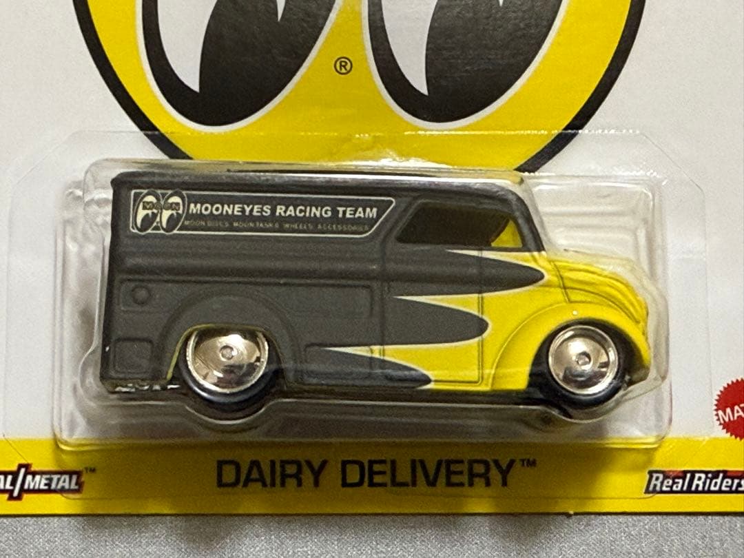 ミニカー Hot Wheels Dairy Delivery Mooneyes