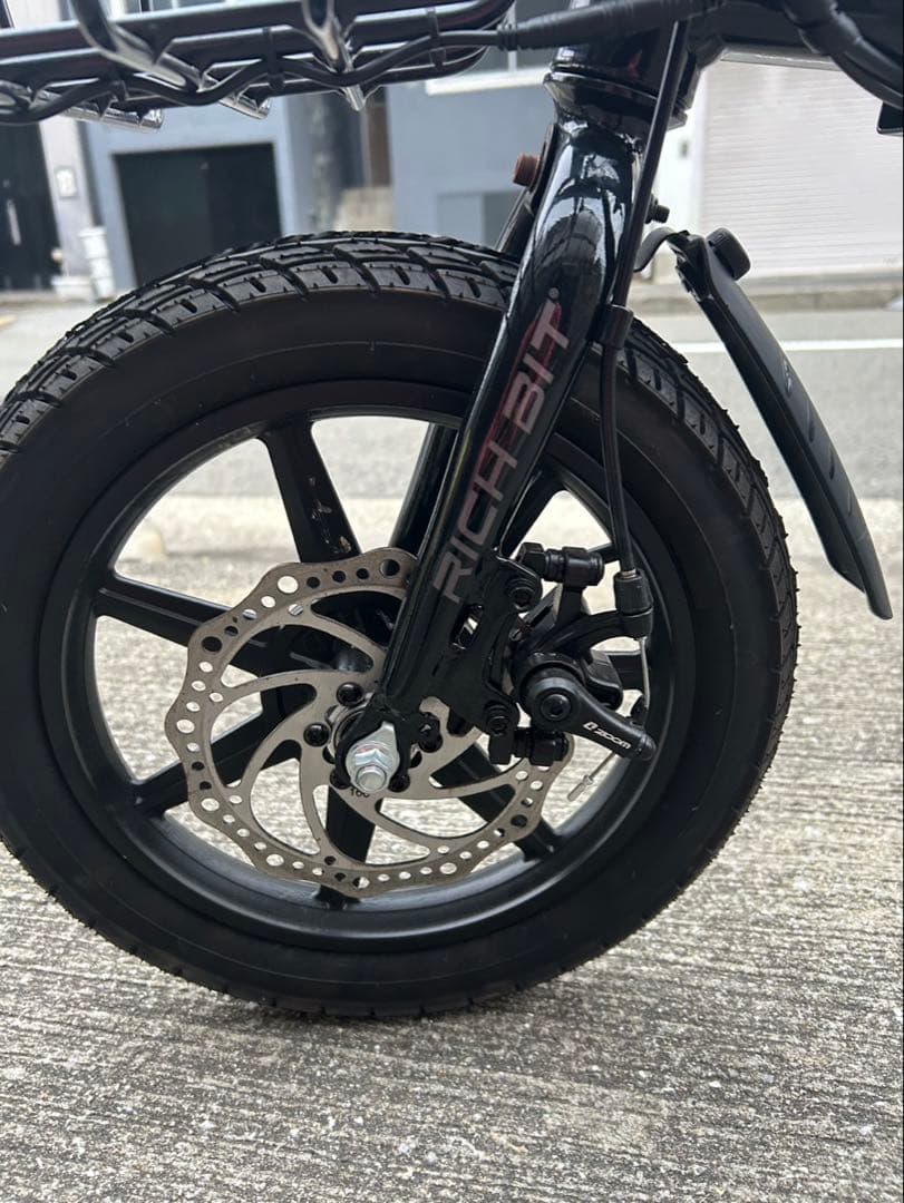 ほぼ新品RICH BIT CITY アシスト　ブラック電動自転車　ナンバー不要