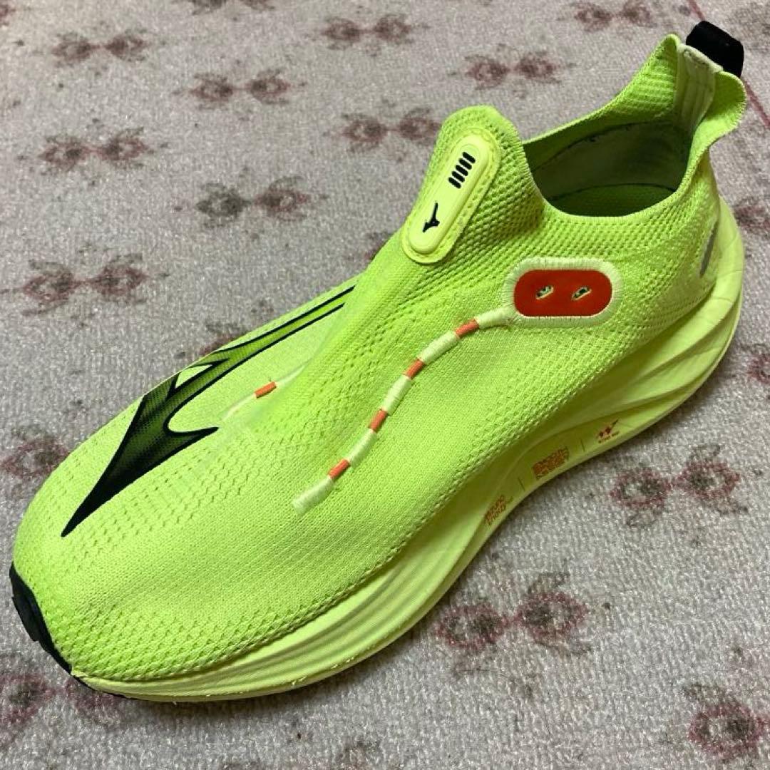MIZUNO NEO VISTA ミズノネオビスタ　25.0㎝ランニングシューズ