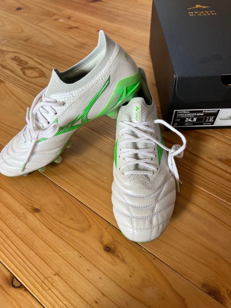 Mizuno モレリアNEO Ⅳ β 24.5cm