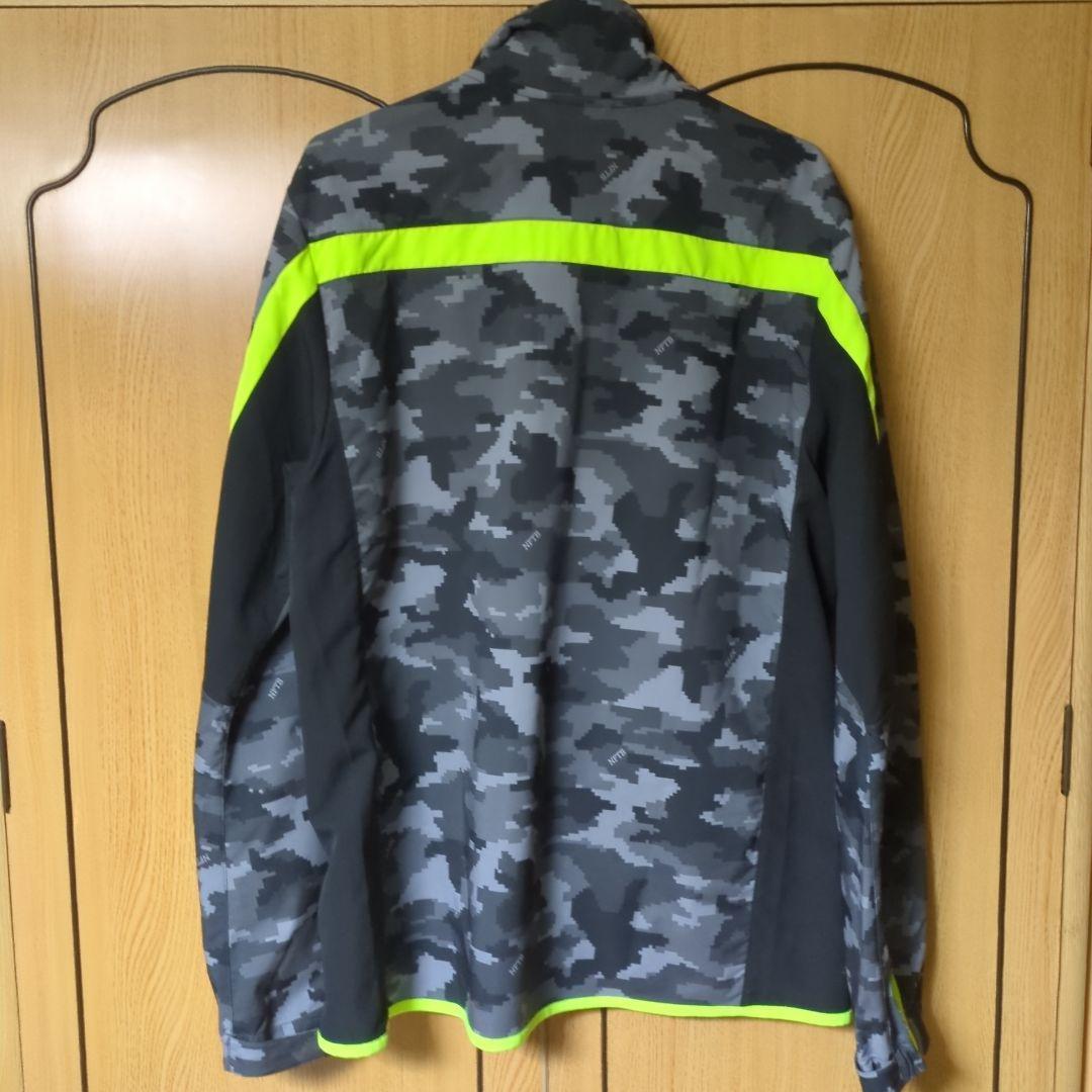 Nike 迷彩柄 カモフラ　nftb ジャケット