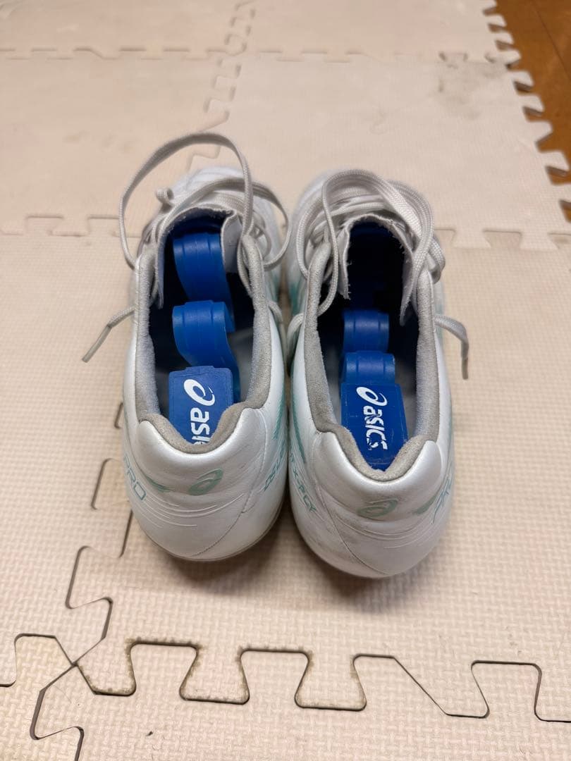 asics サッカースパイク