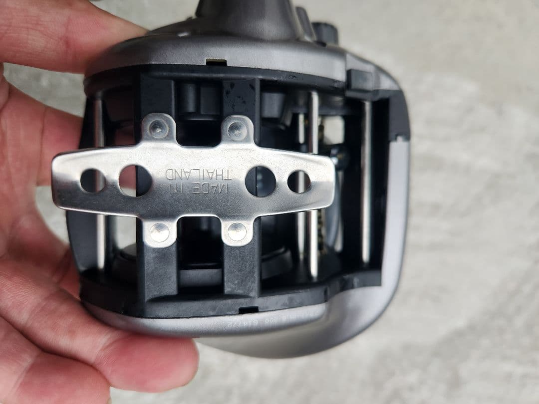 タナセンサー500DX デジタルベイトリール美品