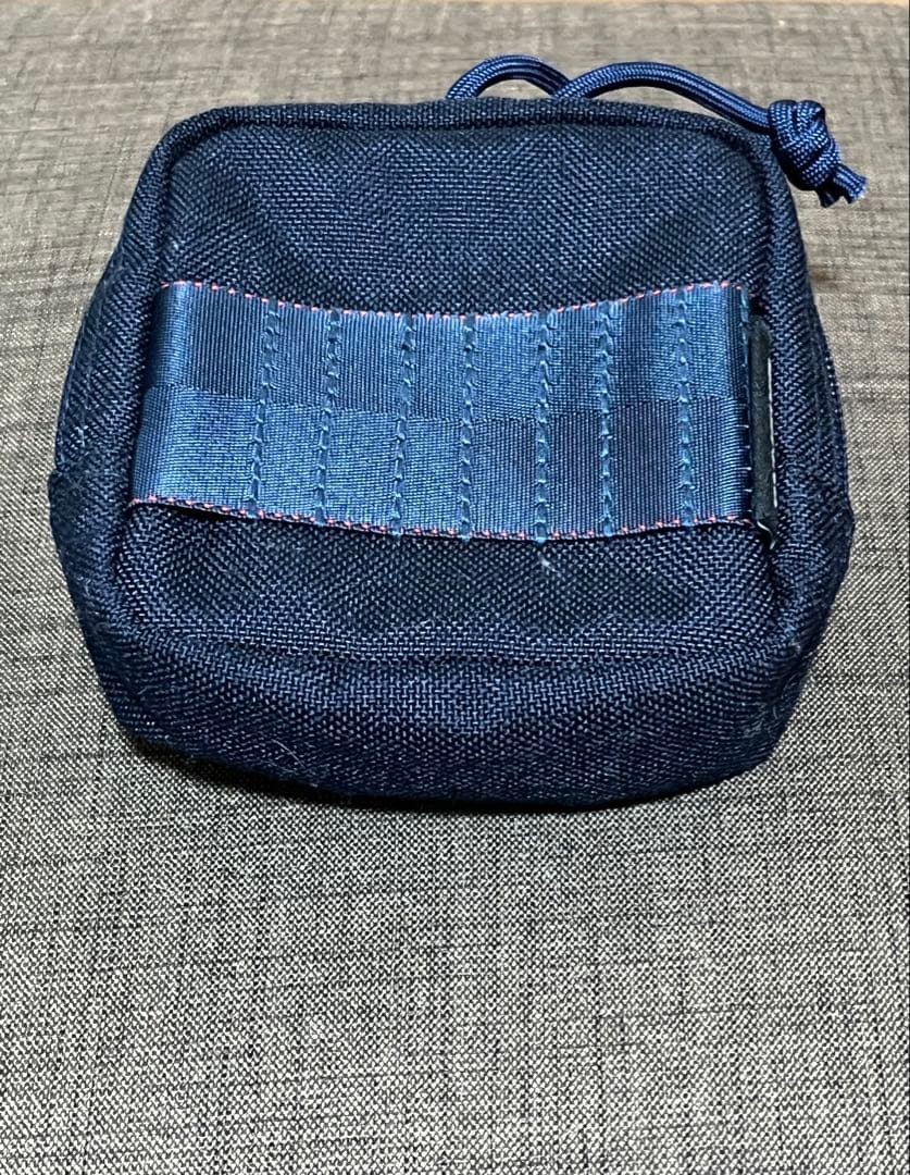 BRIEFING MINI ROUND POUCH (ボールケース)