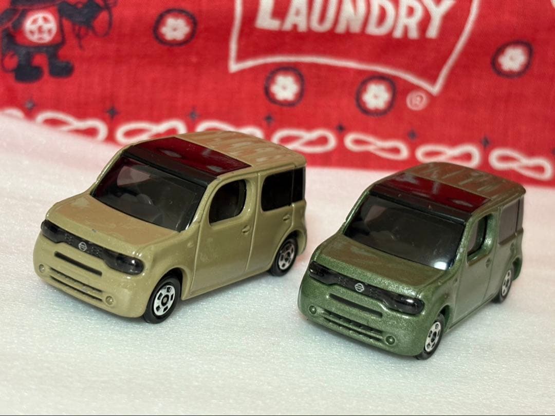 ＊希少品＊トミカ 日産 キューブ 【カラーサンプル 9台セット】