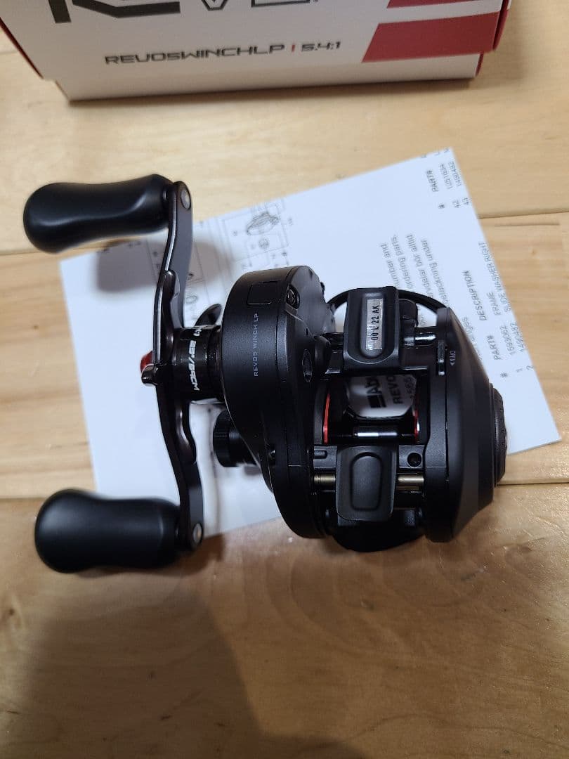 た*様 ベイトリール アブ ガルシア レボ5 ウィンチ LP REVO5 右ハン
