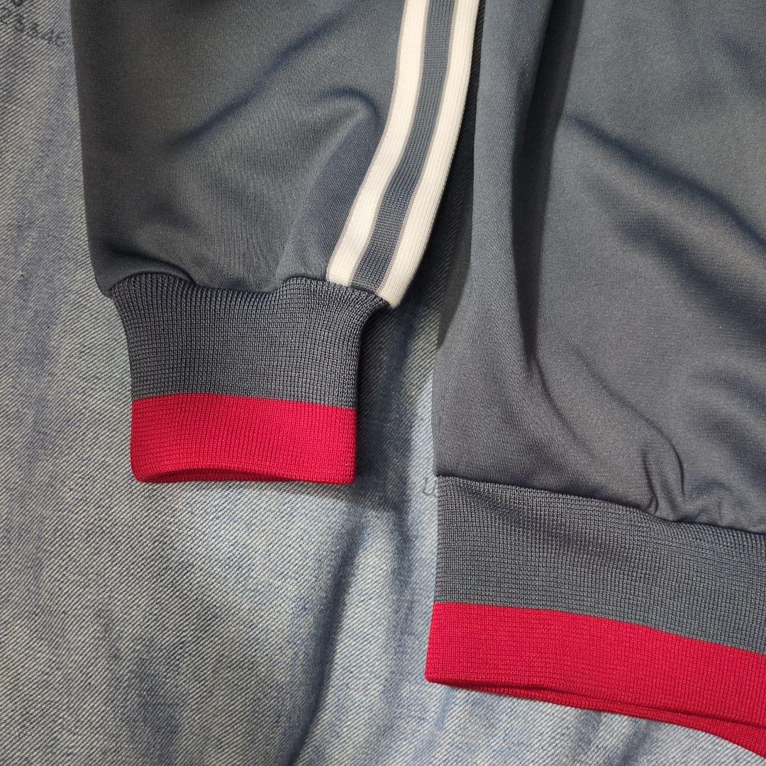LIVERPOOL adidas トラックジャケット　　2008年製