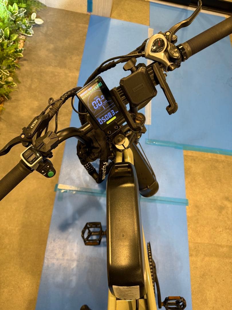 電動アシスト自転車　 super73