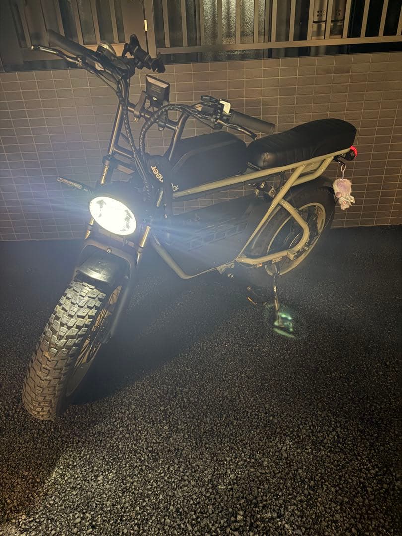 電動アシスト自転車　 super73