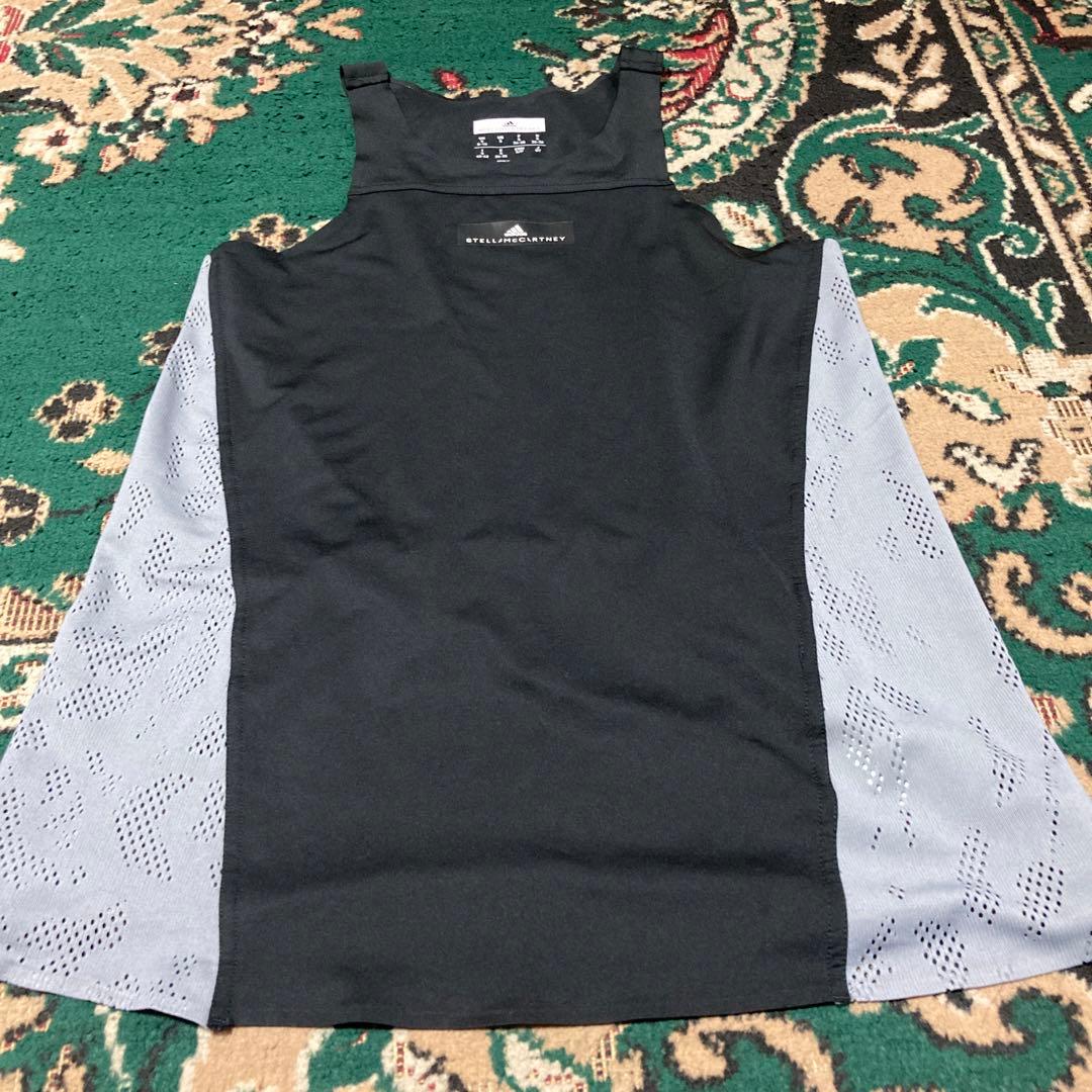 アディダス×ステラマッカートニーコラボジムトップスOTノースリーブタンクトップ