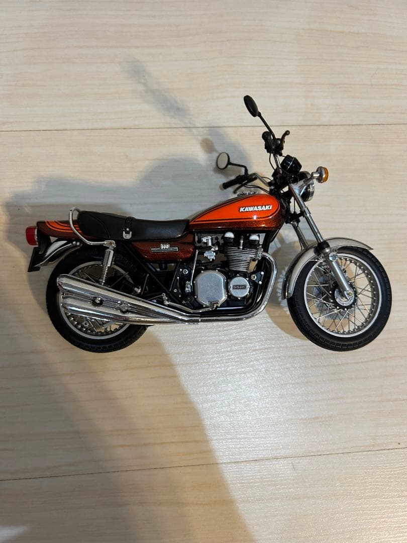 【未使用品】カワサキ Z1 900 1/12 ミニカー ミニチャンプス