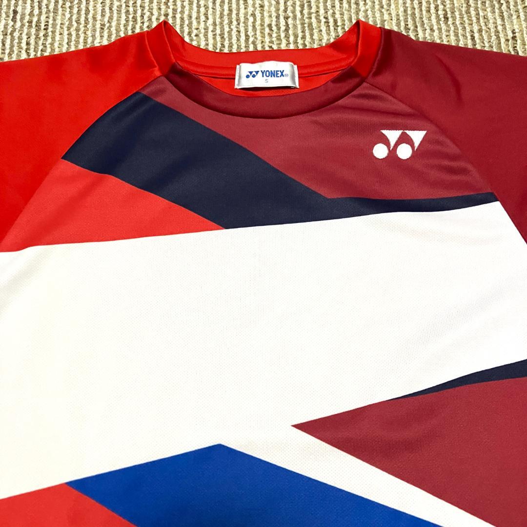 【フォロー割】 美品 YONEX 桃田賢斗モデル ゲームシャツ Sサイズ 背面