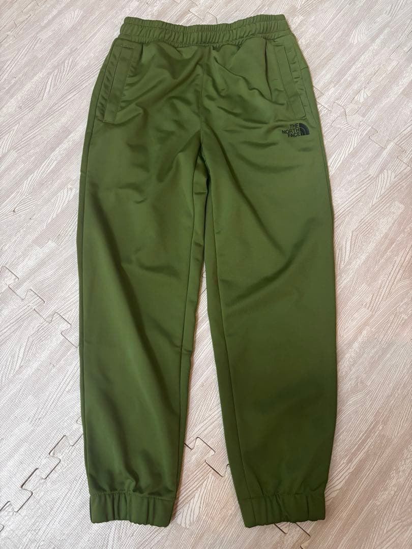 新品未使用　THE NORTH FACE ジャージ上下セット キッズ150センチ