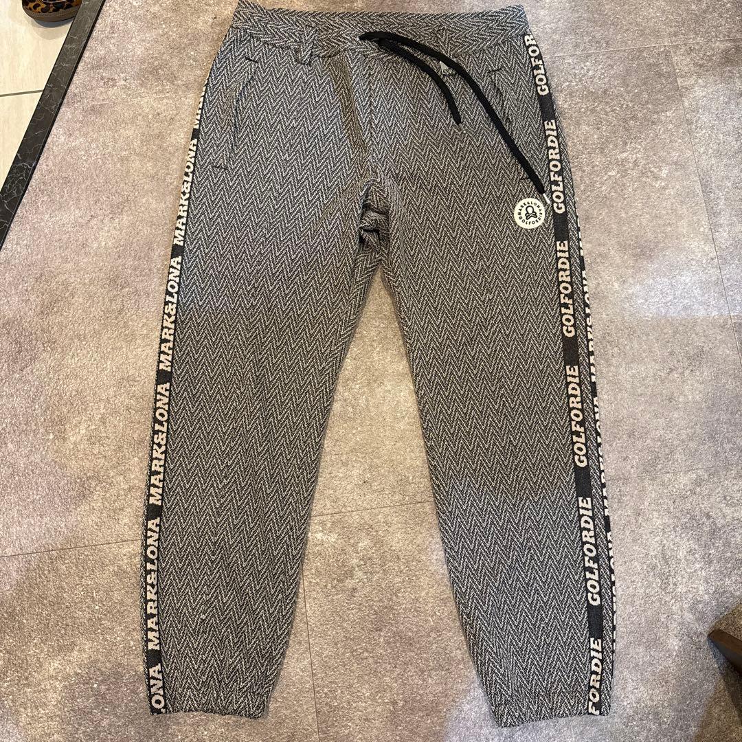 MARK&LONA ゴルフパンツ　50 美品　冬用