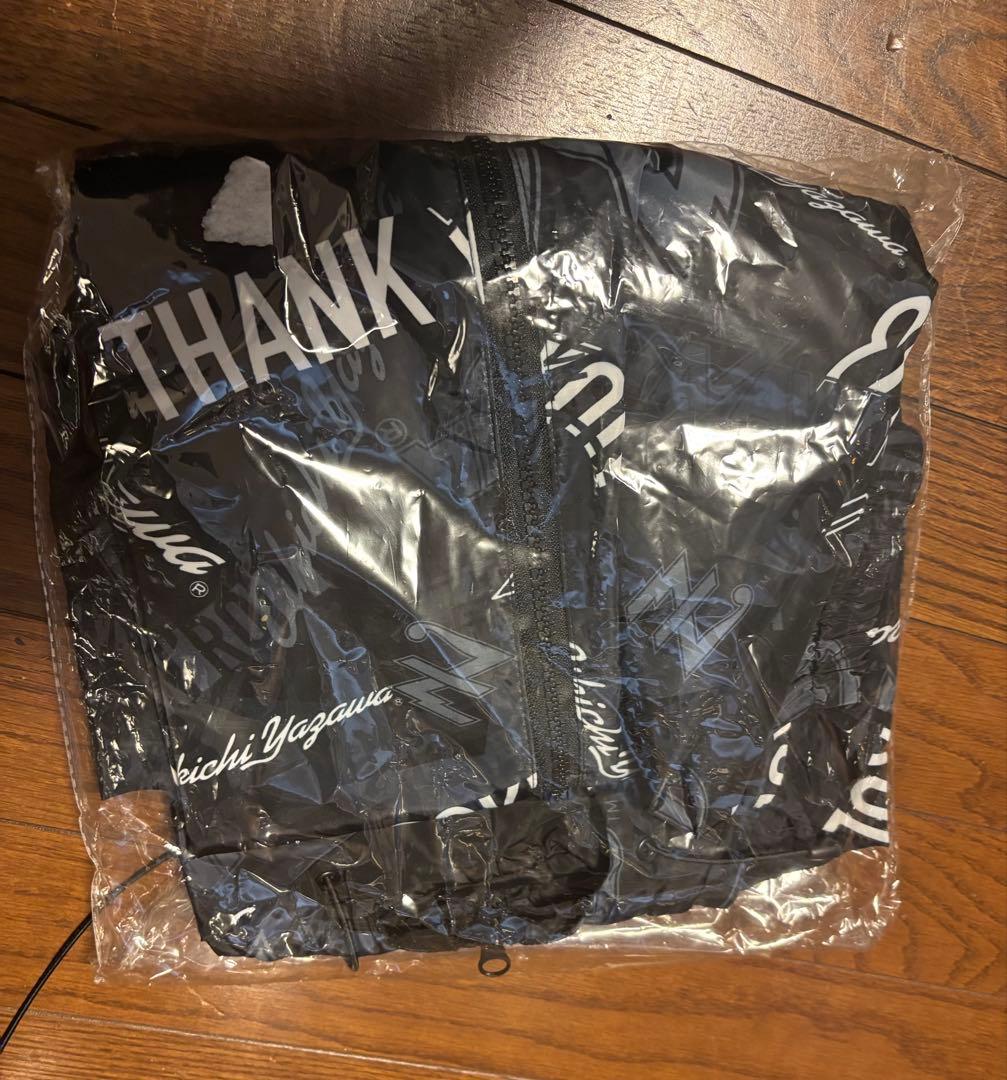 矢沢永吉パーカー、Tシャツ、マスク、ミニタオルのセットです