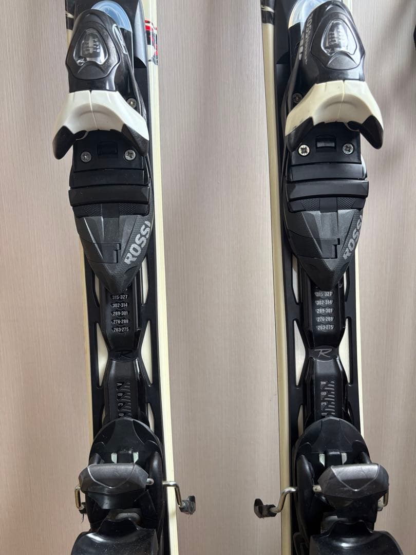 ROSSIGNOL A74スキーとポールセット