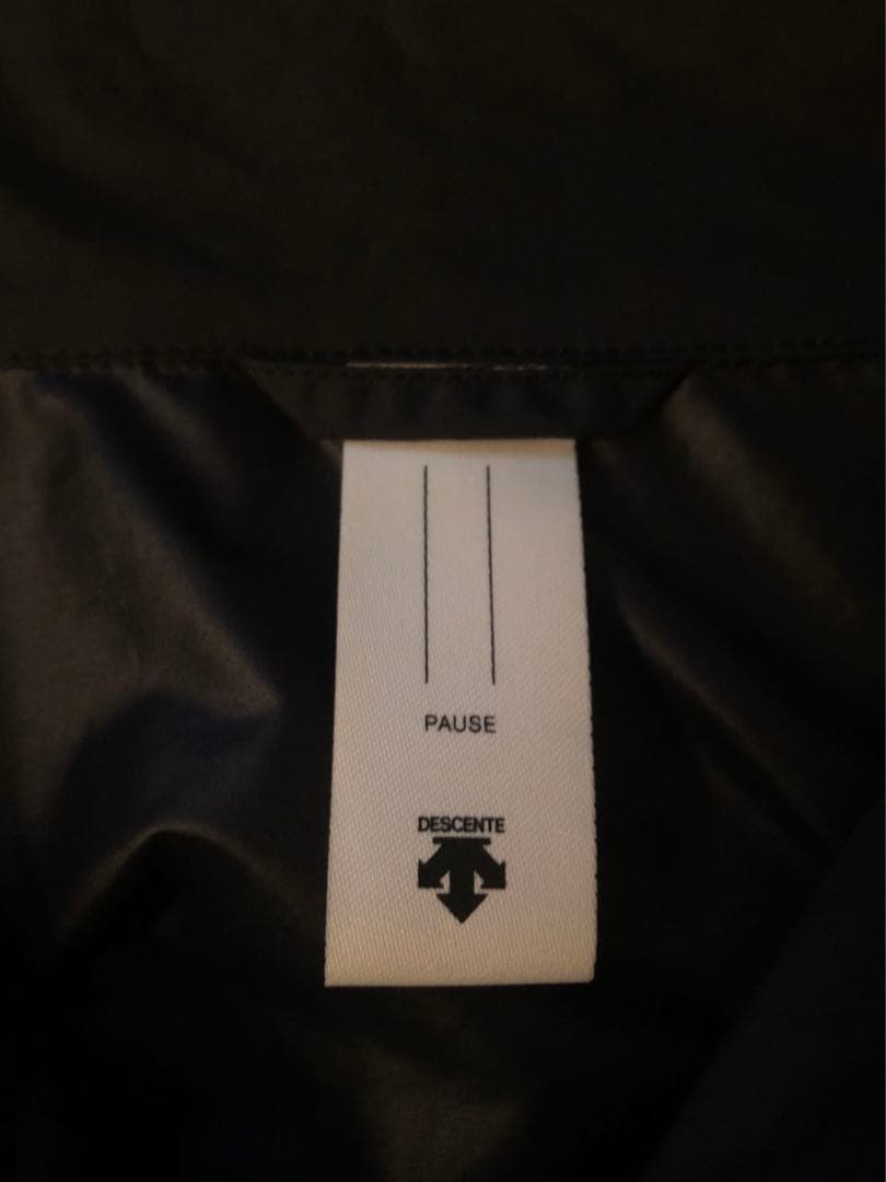 DESCENTE ブラックジャケット