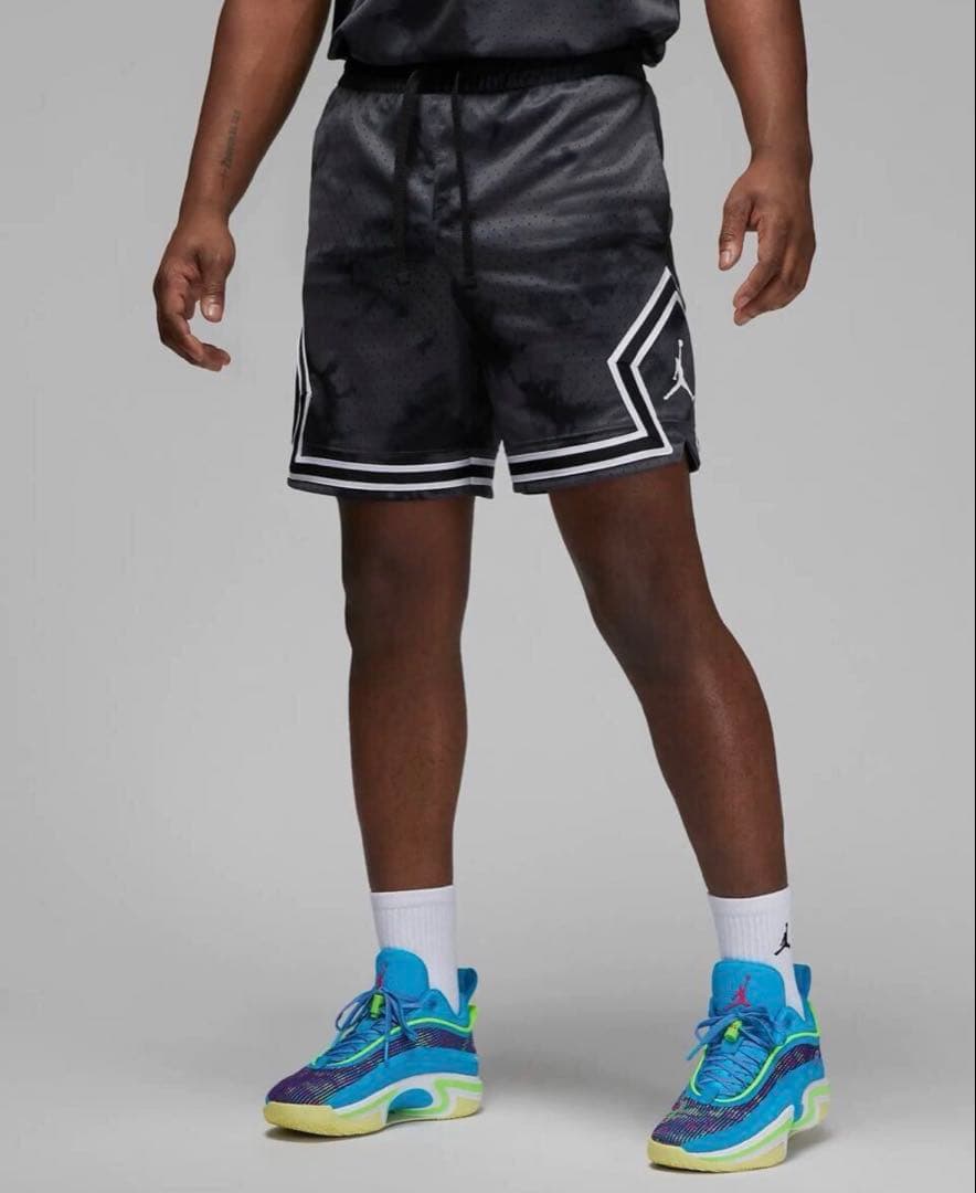 NIKE ナイキ　JORDAN ジョーダン　ダイヤモンド ショートパンツ